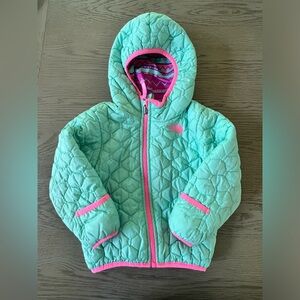 Girls North Face Reversible jacket.